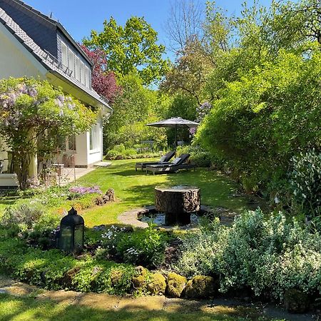 Idyllische Stadtwohnung Im Gruenen Зиген Екстериор снимка